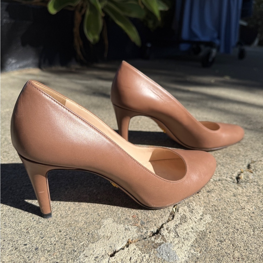 Prada mocha heels. - Picture 2 of 11